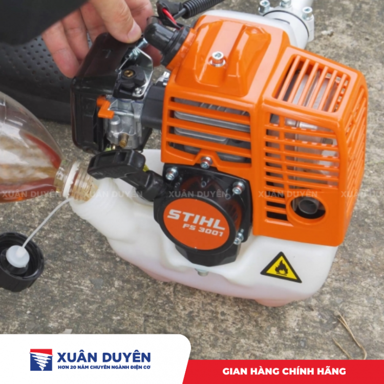 Máy cắt cỏ 2 thì Stihl FS3001 (0,81KW, 1HP)