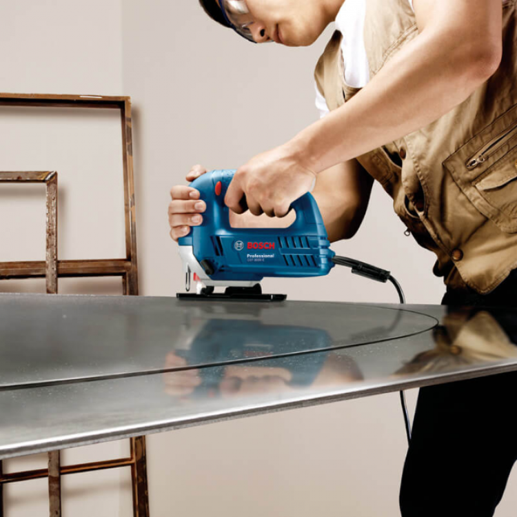 Máy cưa lọng Bosch GST 8000E (80MM, 710W)