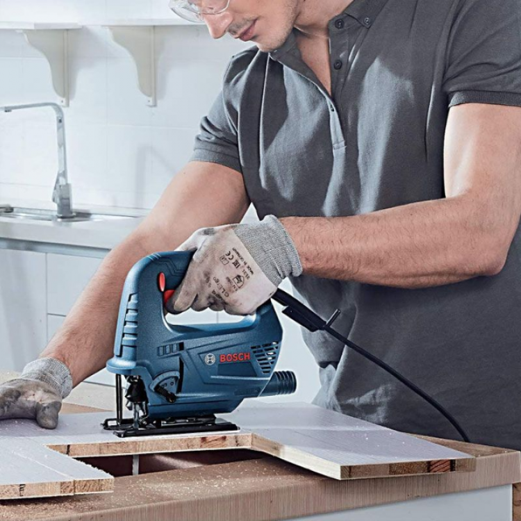 Máy cưa lọng Bosch GST 700 (500W)