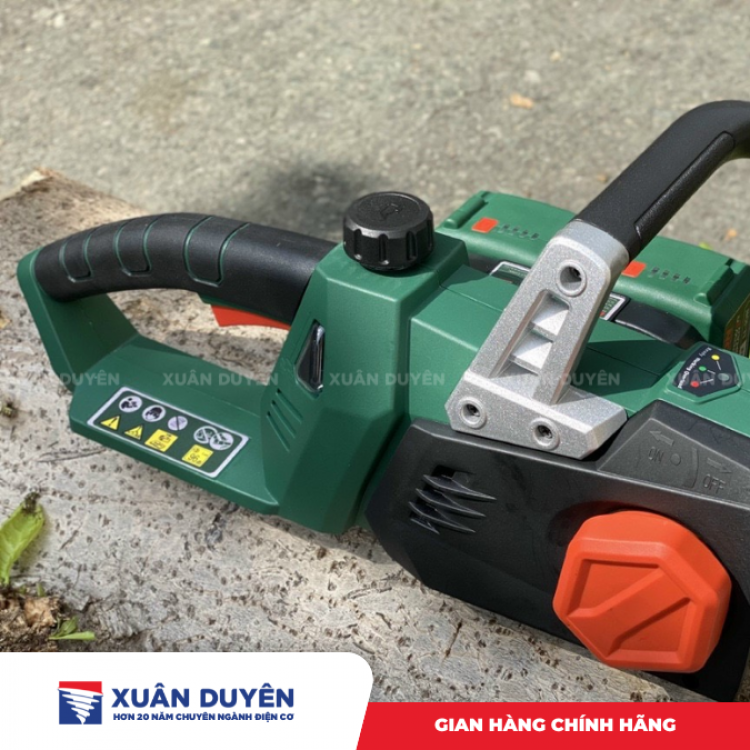 Máy cưa xích dùng pin 42V Dekton D21X2-CX14 (Chưa kèm pin sạc)