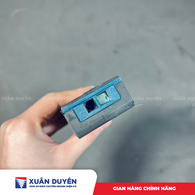 Máy đo khoảng cách Laser Bosch GLM 400