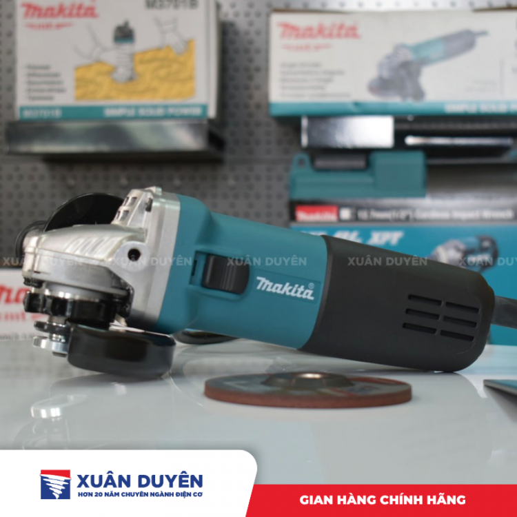 Máy mài góc Makita 9553NB (100MM, 710W, Công tắc trượt)