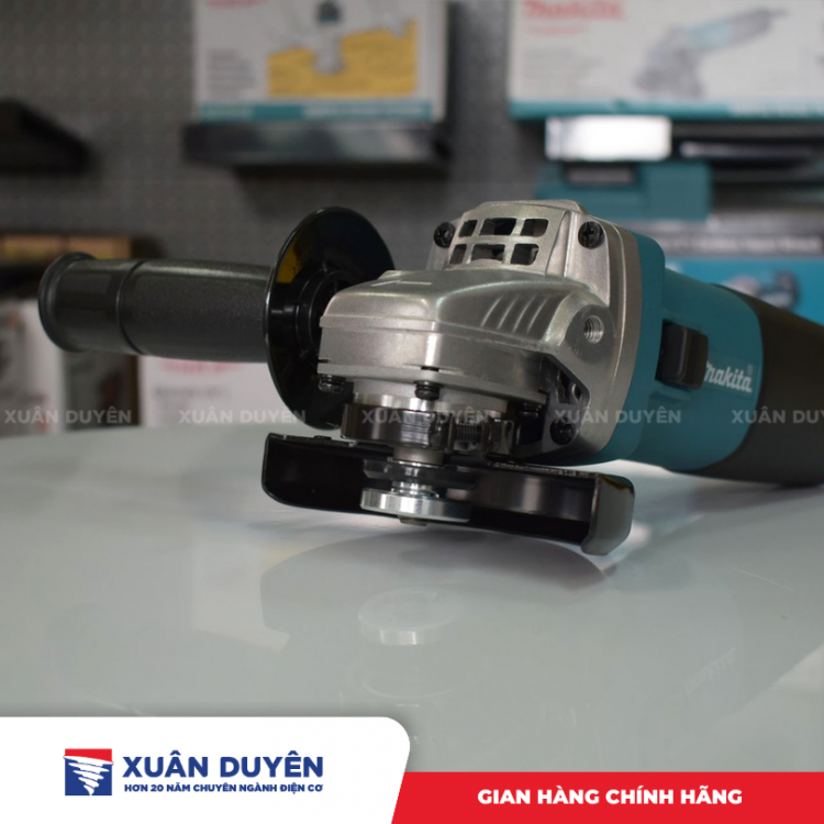 Máy mài góc Makita 9553NB (100MM, 710W, Công tắc trượt)