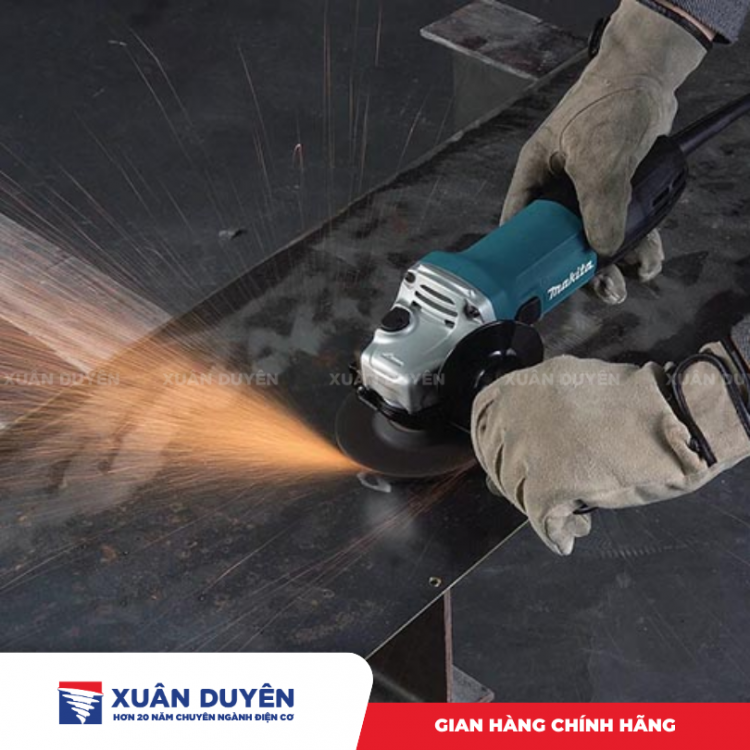 Máy mài góc Makita GA4030 (100MM, 720W, Công tắc trượt)