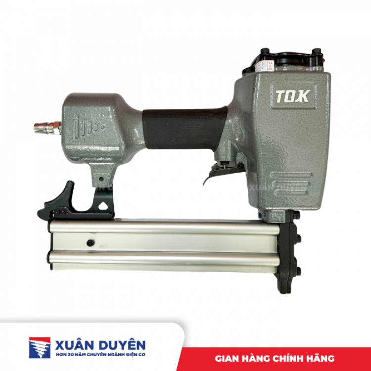 Súng bắn đinh Tok F50